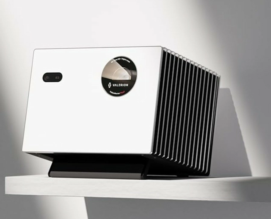 Valerion VisionMaster PLUS 2 4K RGB 三雷射中⾧焦投影機 內建 Google TV Valerion VisionMaster PLUS 2 4K RGB 三雷射中⾧焦投影機 內建 Google TV